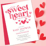 Invitation de Baby shower Little Sweetheart<br><div class="desc">Petite amoureuse Filles Baby shower Invitation avec le mot amouretheart dans une police moderne dans les tons rose. Retournez notre douce invitation pour voir un retour de coordination.</div>