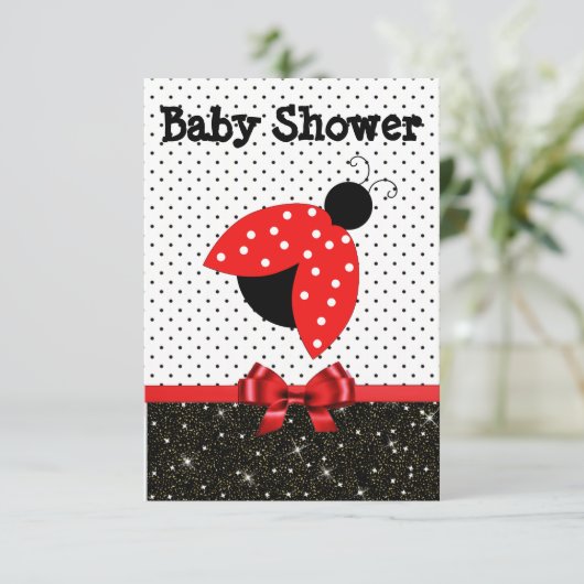 Invitation de Baby shower RedLadybug (Debout devant)