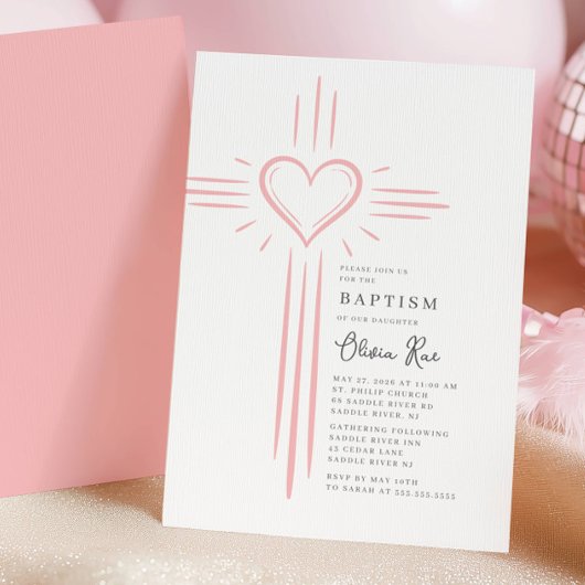 Invitation de baptême à la croix de cœur rose