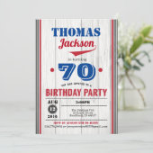 Invitation de baseball 70e anniversaire. Bois rust (Debout devant)