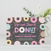 Invitation de beignet Levez-vous et brillez C'est  (Debout devant)