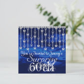 Invitation de BLEU de papillon d'anniversaire de (Debout devant)