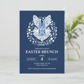 Invitation de brunch de Pâques Blue Chinoiserie Bu (Debout devant)