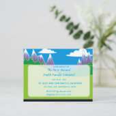 Invitation de camping dans les montagnes et le par (Debout devant)