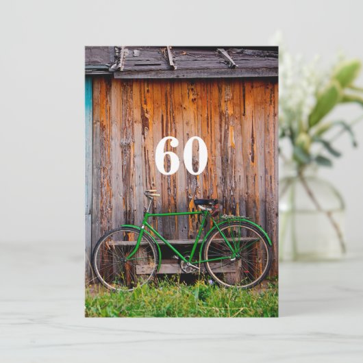 Invitation de célébration d'anniversaire de (Debout devant)