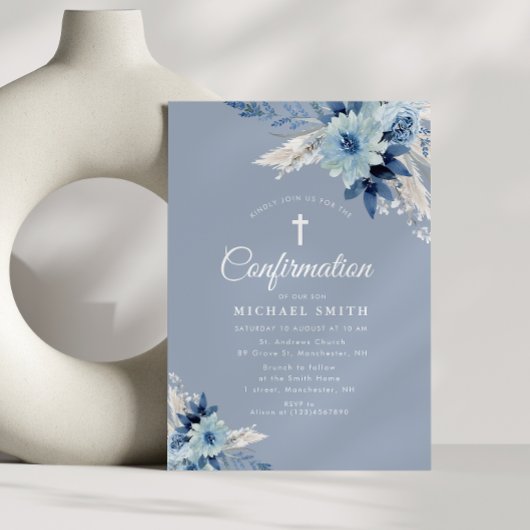 Invitation de confirmation moderne à fleurs bleues