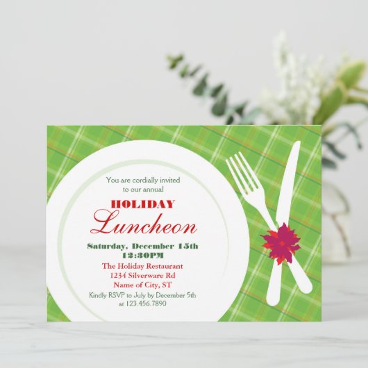 Invitation de dîner de vacances de couvert (Debout devant)