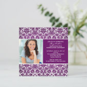 Invitation de diplôme avec photo de Damas violet (Debout devant)