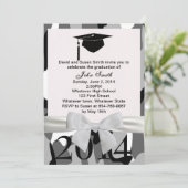 Invitation De Diplôme De Ruban Blanc Et De Camo Gr (Debout devant)