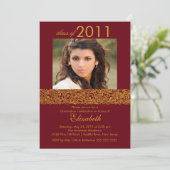 Invitation de diplôme Gold & Maroon Red Photo (Debout devant)