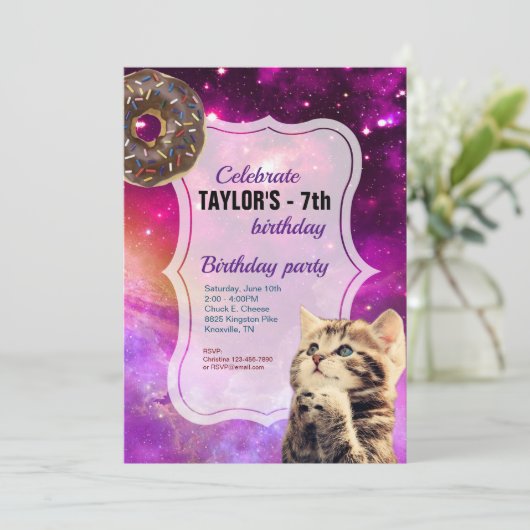 Invitation de Donut Cat Galaxy (Debout devant)