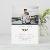 Invitation de douche avec pommeau de pin minimal (Debout devant)