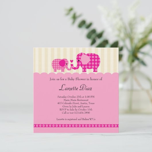 Invitation de douche de bébé d'éléphant de maman (Debout devant)