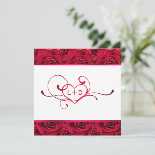 Invitation de douche de couples de roses blancs et (Debout devant)