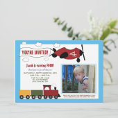 Invitation de fête d'anniversaire d'avions et de (Debout devant)