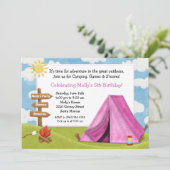 Invitation de fête d'anniversaire de camping pour (Debout devant)