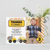 Invitation de fête d'anniversaire de construction (Debout devant)