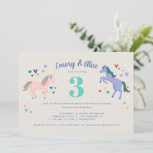 Invitation de fête d'anniversaire de la Unicorn (Debout devant)