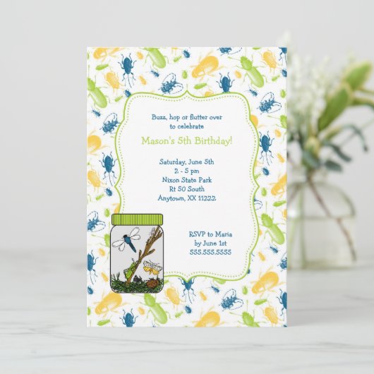 Invitation de fête d'anniversaire de pot d'insecte (Debout devant)