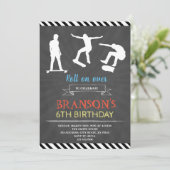 Invitation de fête d'anniversaire de skate (Debout devant)
