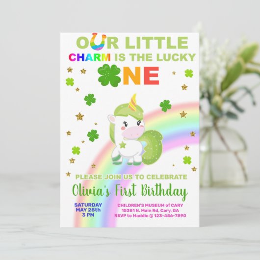 Invitation de fête d'anniversaire de St. Patrick. (Debout devant)