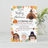 Invitation de fête d'anniversaire de thanksgiving (Debout devant)