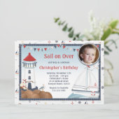 Invitation de fête d'anniversaire de voilier avec (Debout devant)
