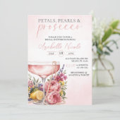 Invitation de Fête de Fiançailles Petals, Pearls & (Debout devant)