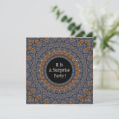 Invitation de fête surprise Mandala décorative (Debout devant)