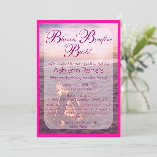 Invitation de feu de plage (Debout devant)