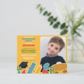 Invitation de fin d'études de la mignonne maternel (Debout devant)