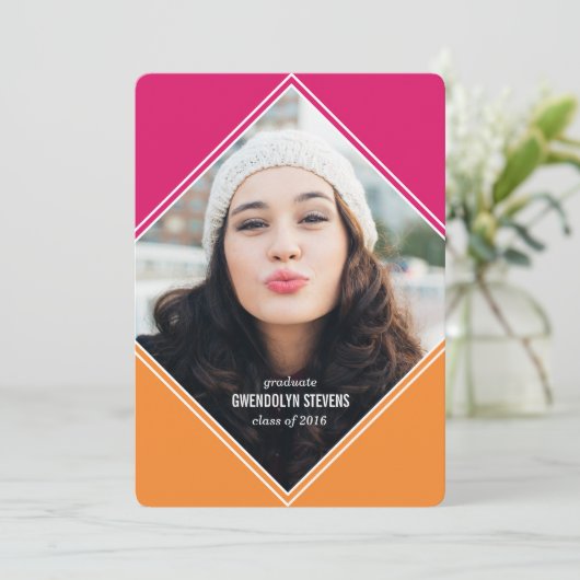 Invitation de graduation de bloc de couleur géomét (Debout devant)