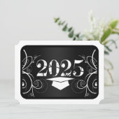 Invitation de graduation de cadre noir et blanc (Debout devant)