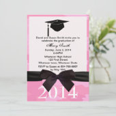 Invitation de graduation de camouflage rose ruban (Debout devant)