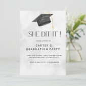 Invitation de graduation de Grunge noir et jaune (Debout devant)