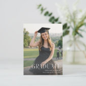Invitation de graduation de soirée avec photo et n (Debout devant)