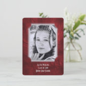 Invitation de graduation en cuir rouge (Debout devant)