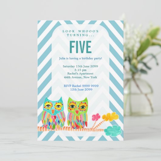 Invitation de hiboux d'arc-en-ciel de Chevron de (Debout devant)