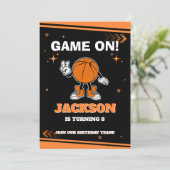 Invitation de jeu de fête d'anniversaire de basket (Debout devant)