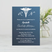 Invitation de la fête de graduation de la Marine m (Debout devant)