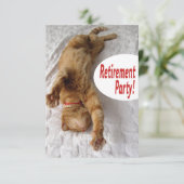 Invitation de la fête de retraite avec chat drôle (Debout devant)