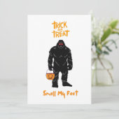 Invitation de la fête d'Halloween Sasquatch (Debout devant)