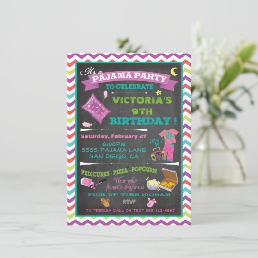 Invitation de la fête du pyjama (Debout devant)