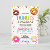 Invitation de la fête du pyjama de Donut (Debout devant)