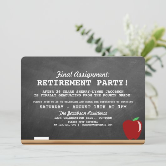 Invitation de la partie de retraite de l'enseignan (Debout devant)