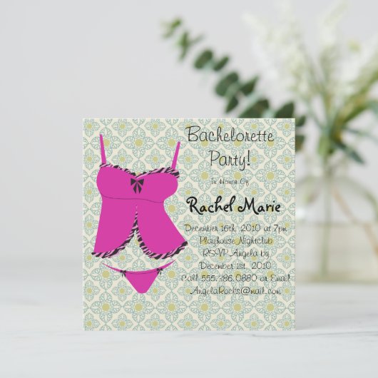 Invitation de la soirée de bachelorette rose et no (Debout devant)