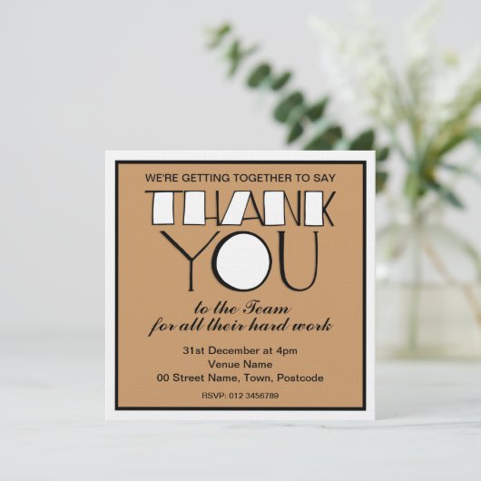 Invitation de l'équipe d'Merci blanc Merci (Debout devant)