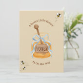 Invitation de Little Honey Baby shower (Debout devant)