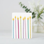 Invitation De longues bougies colorées Modèle d'anniversaire (Debout devant)