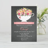 Invitation de mariage Fleurs sur tableau noir Tass (Debout devant)